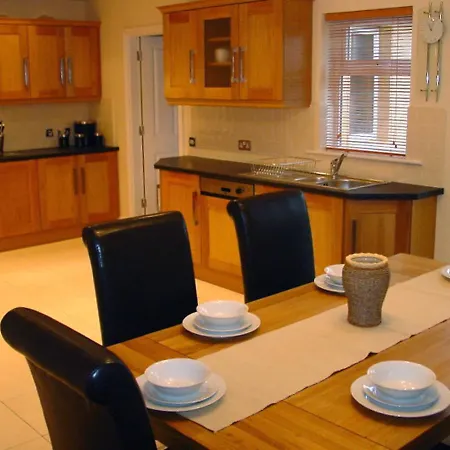 Holiday Ardmullen-1 * Kenmare